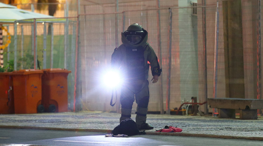 Bomb scare brings chaos to Copacabana amid Rio Olympics opening ceremony (PHOTOS)