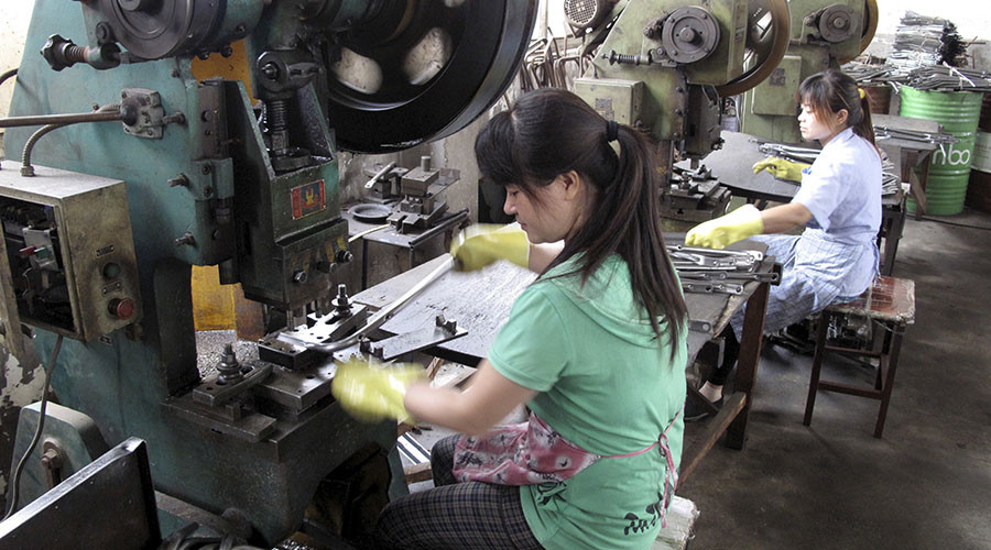 Weak trade data from China adds to concerns over global economy