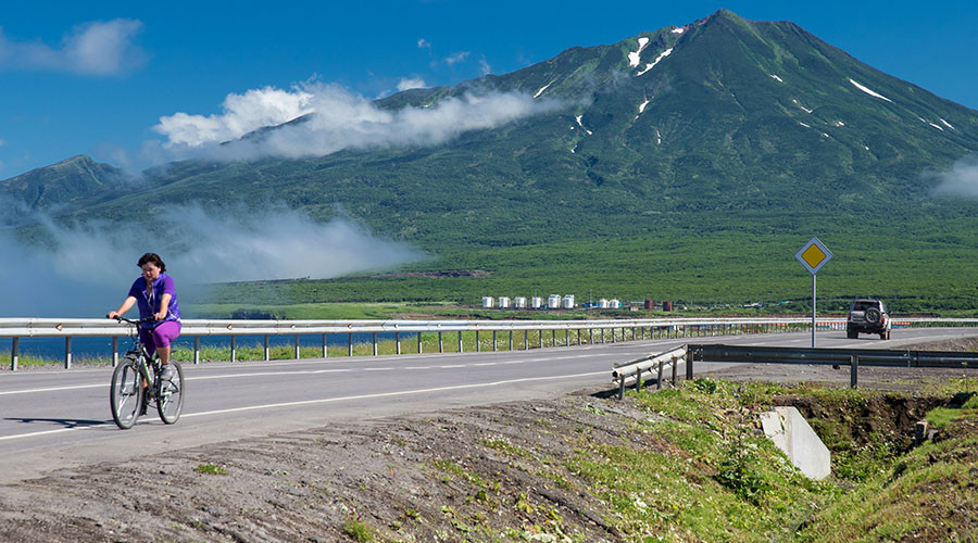 Wanna live on a Pacific volcano? Russians get the itch to go east