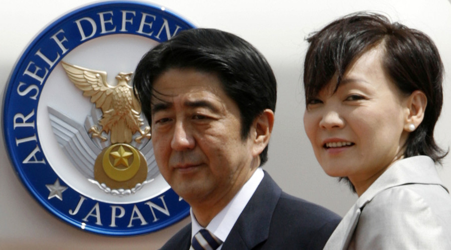 Defiant wife of Japanese PM Abe visits US Okinawa base construction protest