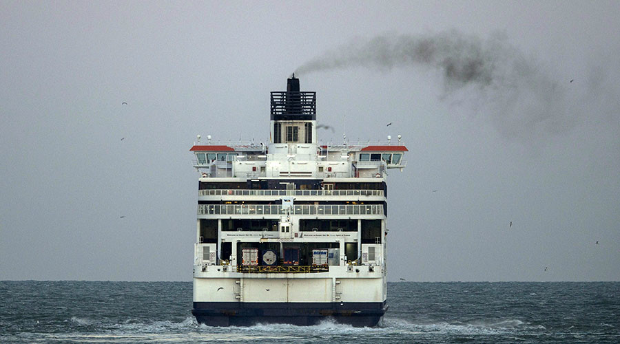 Warships & commandos should defend English Channel, says Tory MP