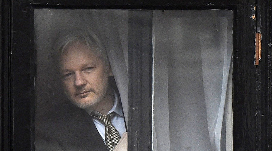 Ecuador warned to end Assange asylum by ex-foreign minister after DNC leak
