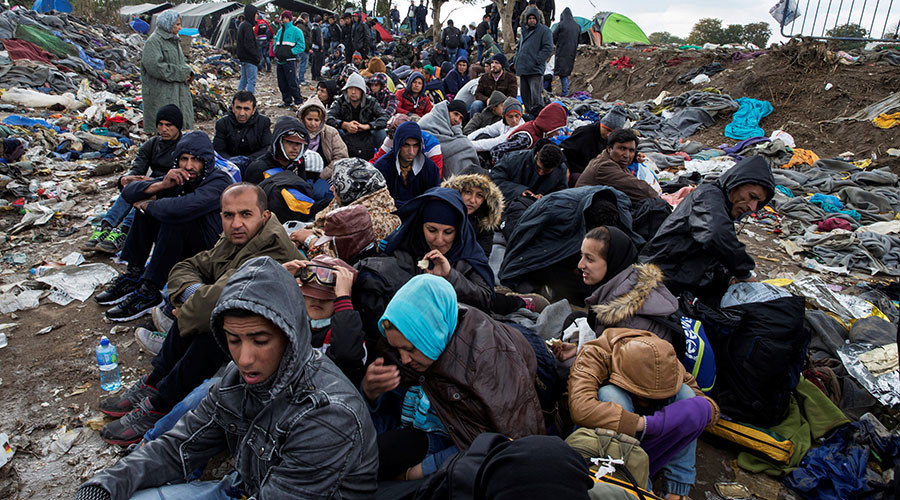 German MEPs want EU members fined for not accepting migrants