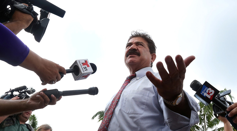 Orlando shooter’s father at Clinton rally: ‘Gaffe’ or ‘signal to supporters’?