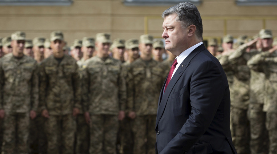 Ukrainian president orders forces on border with Crimea and eastern Ukraine on highest alert