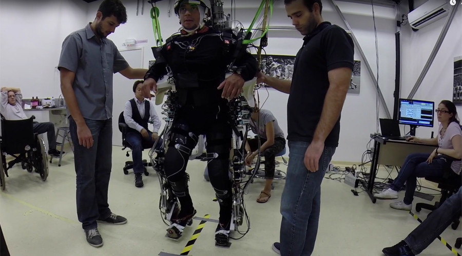 Brain-controlled robotics breakthrough sees paralysed patients regain mobility (VIDEOS)