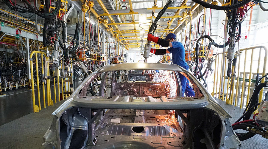 Russian economy shows signs of improvement as GDP contraction slows