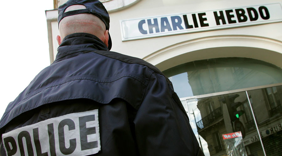 Charlie Hebdo reports death threats to police after publishing naked Muslims cartoon