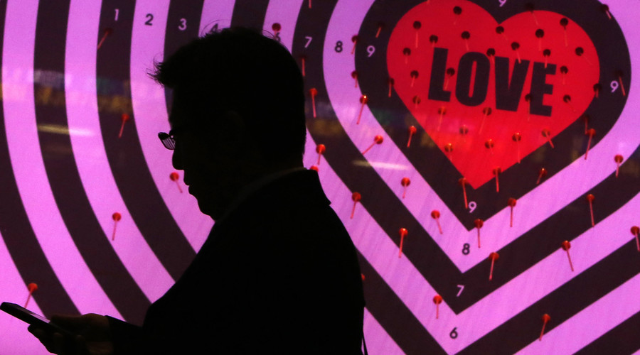 Yorkshire trucker finds true love... after texting number scrawled on toilet wall