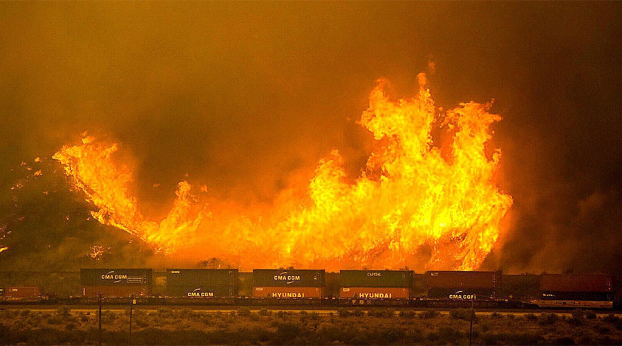 Uncontained wildfires threaten tens of thousands of California homes (PHOTOS, VIDEOS)