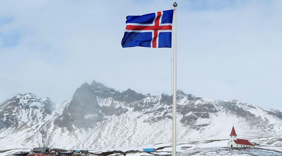 Iceland ready to ease capital controls