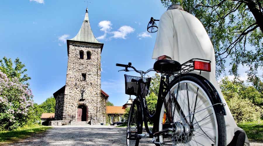 1-click exodus: Online ‘check out’ option sees Norway Church lose 15k parishioners in just 4 days