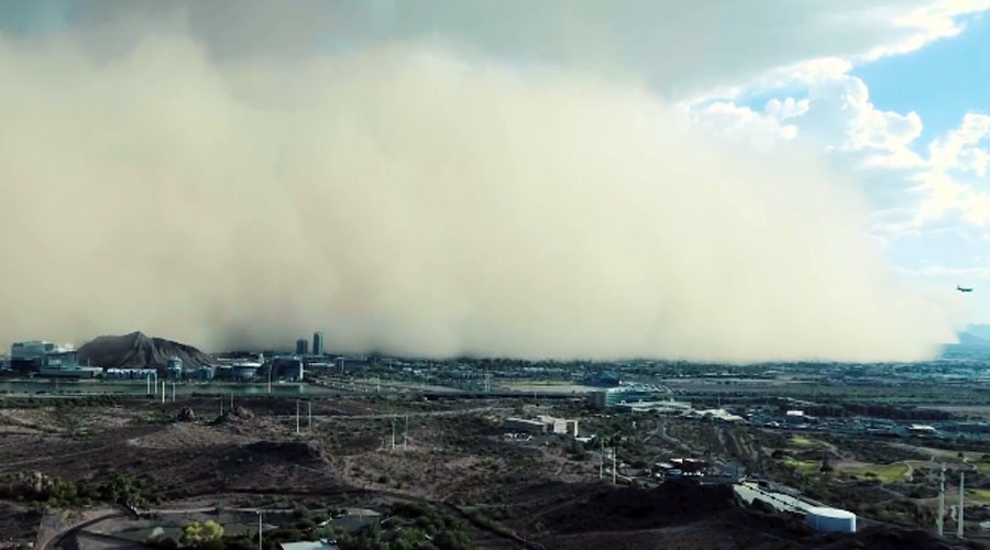 'Wall of dirt': Watch dust storm roll over Phoenix, Arizona (VIDEO)