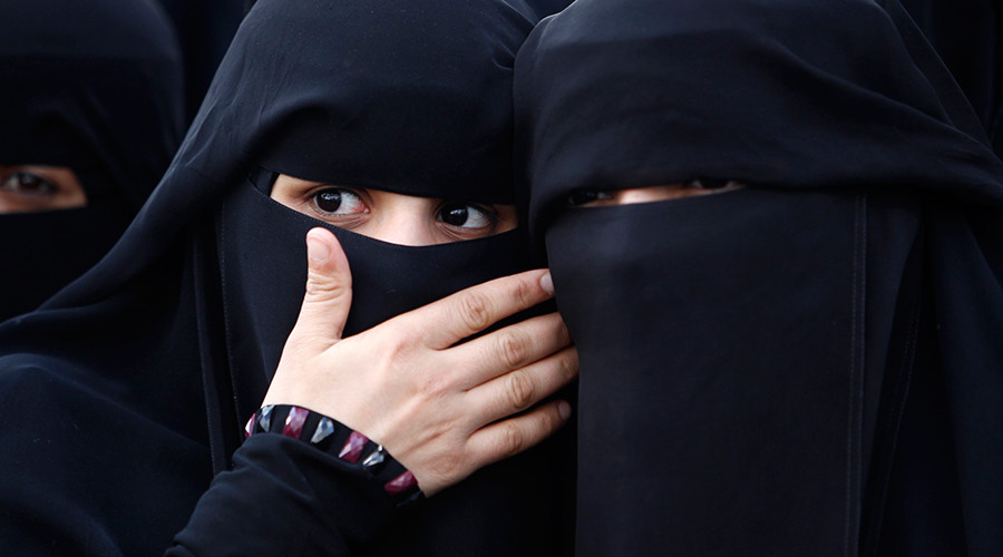 No face veil in school: German court rules that student should not attend classes in niqab