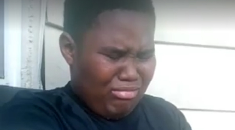 New Jersey police accused of aiming shotguns at 10yo boy in case of mistaken identity