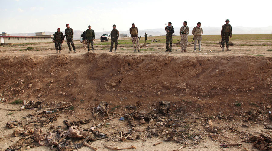 A Yazidi mass grave in Sinjar, in Iraq© Ari Jalal