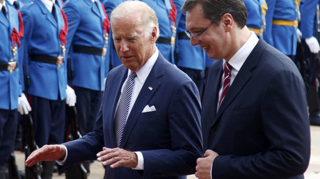 U.S. Vice President Joe Biden (L) taks to Serbia's Prime Minister Aleksandar Vucic during welcome ceremony in Belgrade, Serbia, August 16, 2016. © Djordje Kojadinovic