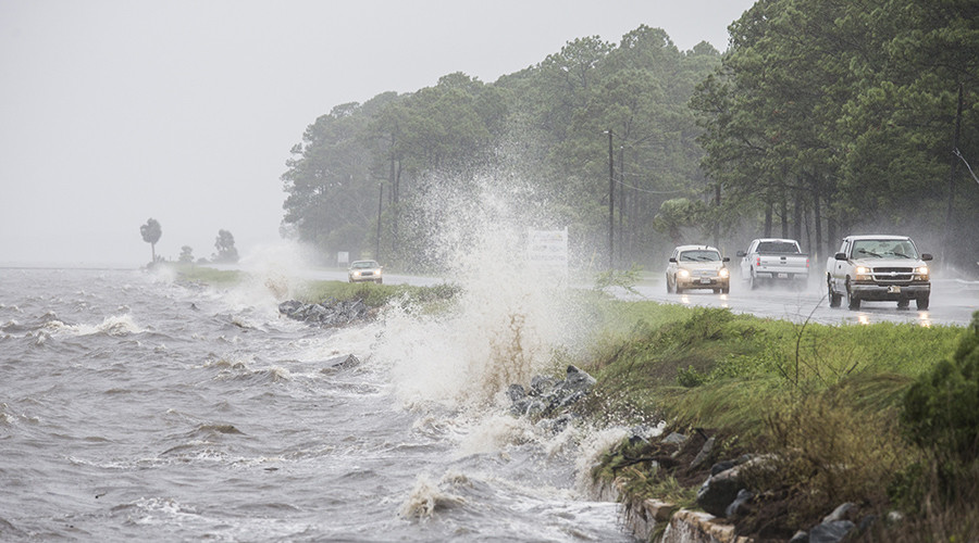 Hermine hits hard: Thousands of homes without power as 1st hurricane in decade lashes Florida