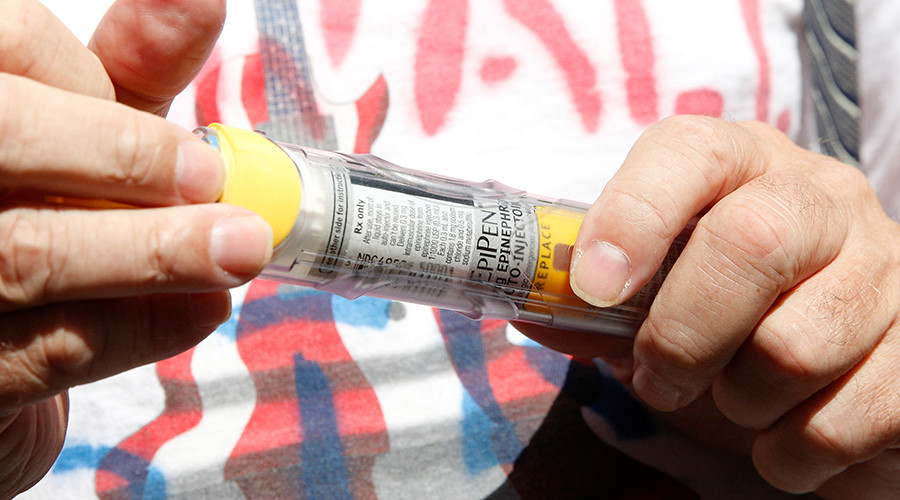 EpiPen fallout: Clinton vows to hold drug makers 'accountable' with oversight board
