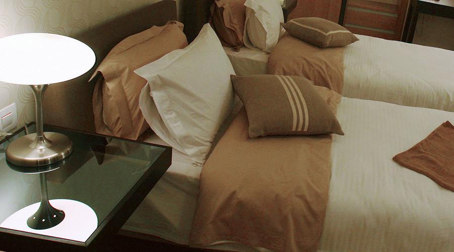 Airbnb sex tapes: Host claims to secretly record & swap videos of amorous guests