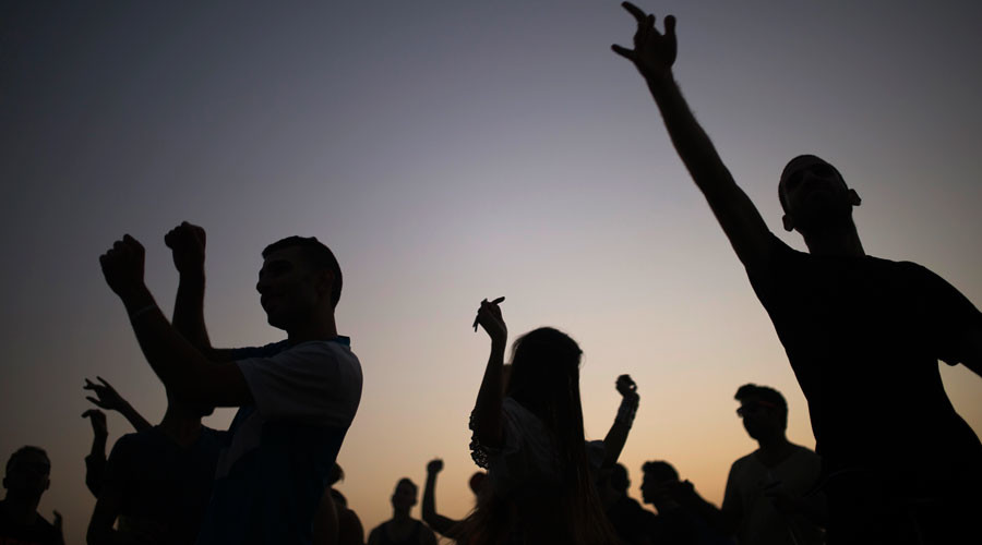 ‘F**ked up in fields’: 'Hundreds' of illegal raves planned after London superclub shuts (UPDATE)