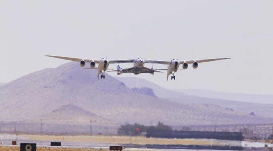 Virgin Galactic’s SpaceShipTwo returns to the skies 2yrs after fatal crash (PHOTOS)