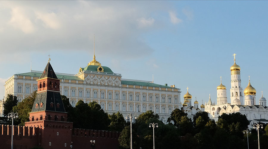 Russia ready for ruble bonds as domestic currency finds groove