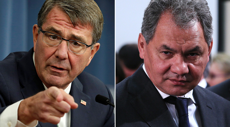 U.S. Secretary of Defense Ashton Carter (L) and Russian Defense Minister Sergey Shoygu © Reuters