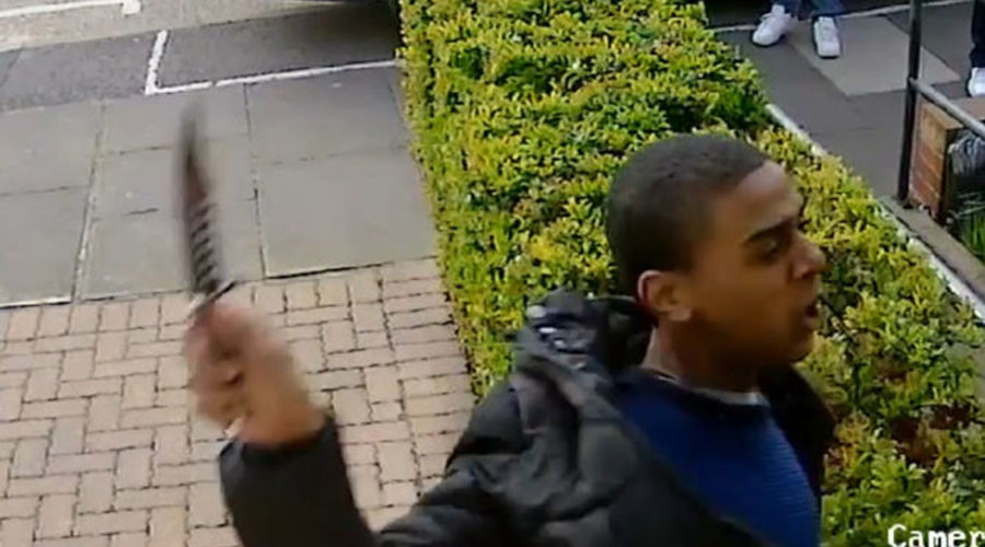 CCTV footage shows sickening hunting knife attack in London (VIDEO)