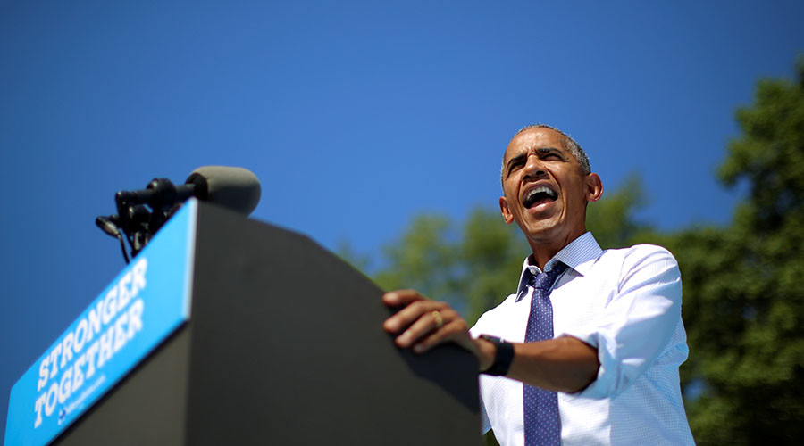 U.S. President Barack Obama speaks during a campaign event in support of U.S. Democratic presidential candidate Hillary Clinton in Philadelphia, Pennsylvania, U.S., September 13, 2016. © Carlos Barria