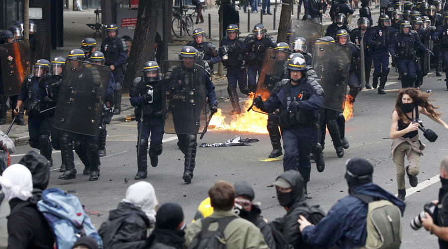 ‘Paris ignoring violent protests, ramming through labor reform without parliament vote'