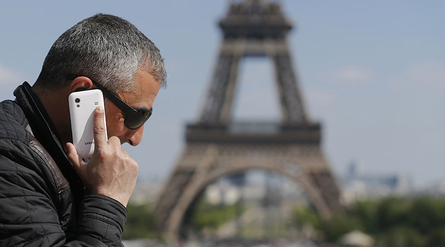 French connection: Now you can dial ‘a random’ person in France (POLL)