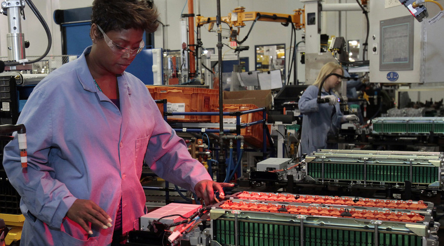 Racial wage gap largest in 36 years, black men make 31% less than white counterparts - report