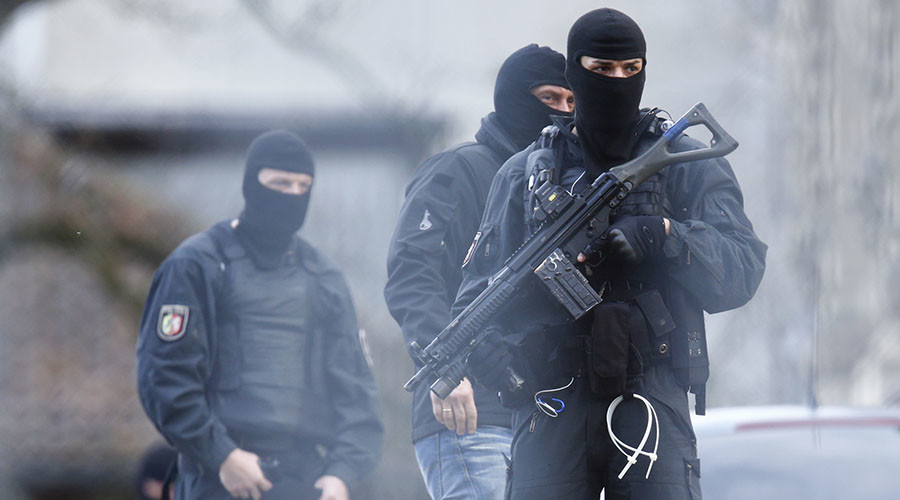 No praying for ISIS: German police arrest 16yo ‘radicalized’ Syrian refugee