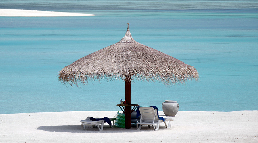 Bahamas files: New leak exposes offshore 'tax haven' dealings of politicians, companies