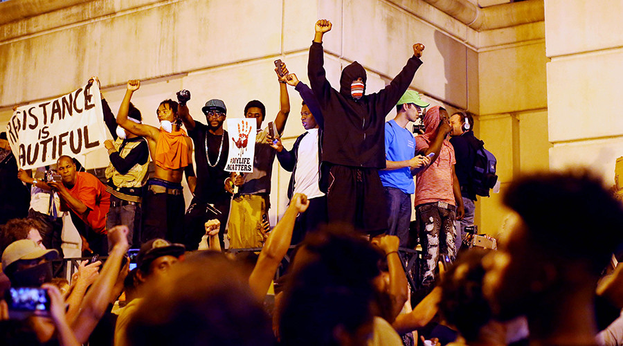 Curfew set on 3rd night of Charlotte protests against police killing of Keith Scott