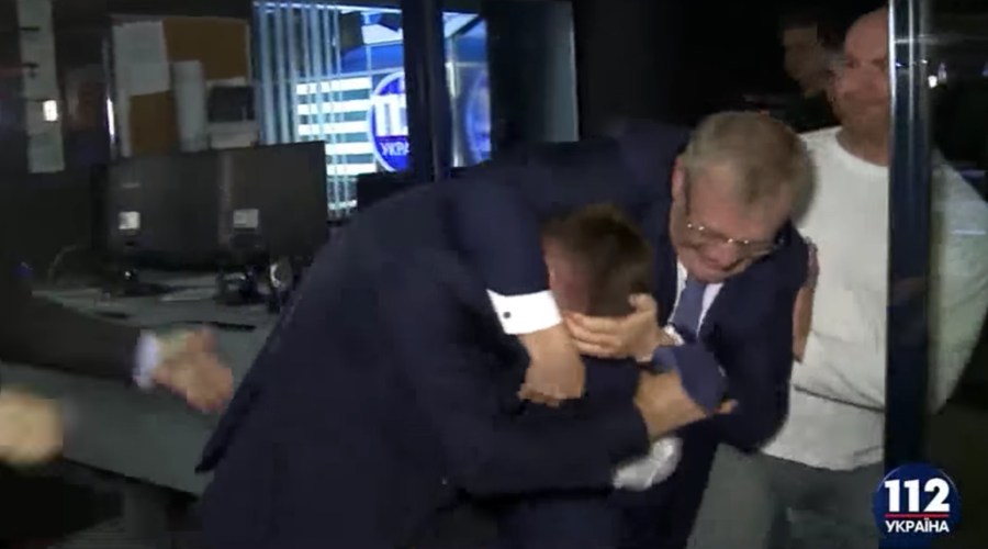 Rage unleashed: Ukrainian brawler MP ambushes rival after debate (VIDEOS)