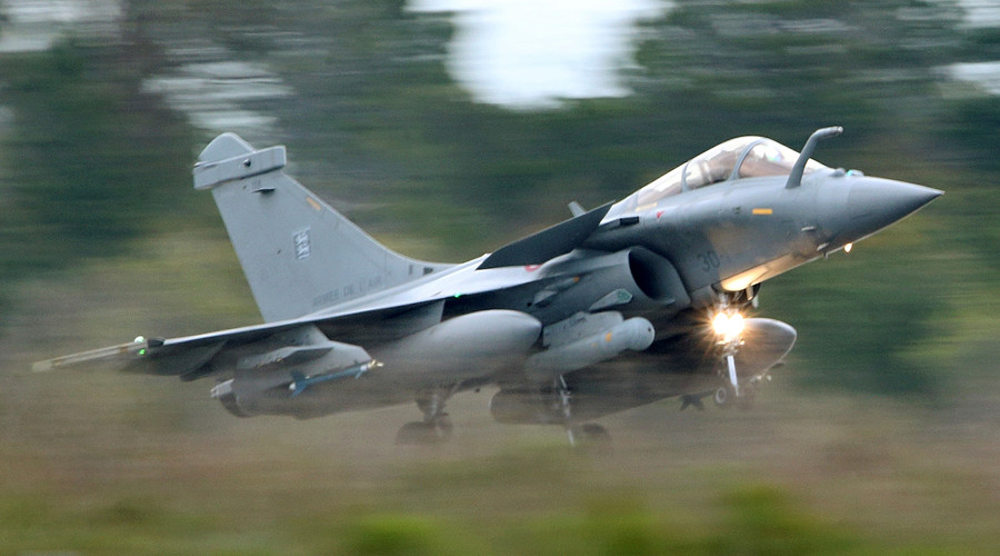 India signs $8.8bn deal to buy 36 Rafale fighter jets from France