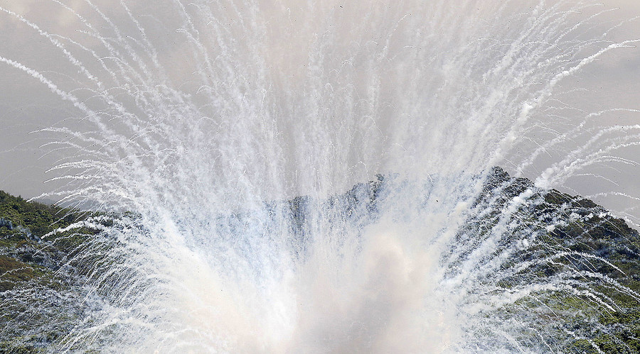 'Tempting for armies to use white phosphorous as a weapon'