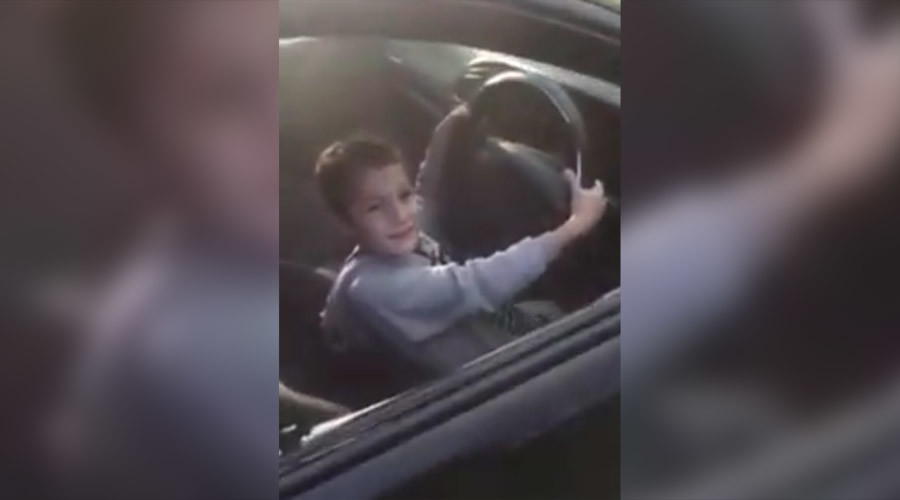 Police seize car after 5yo filmed doing burnout with dad watching on (VIDEO)