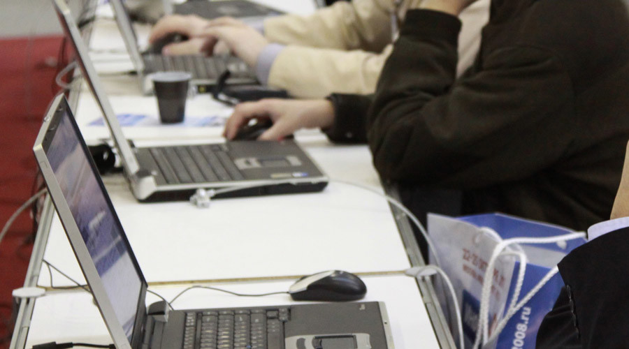 Kremlin plays down ‘hyped-up’ media reports on web security measures