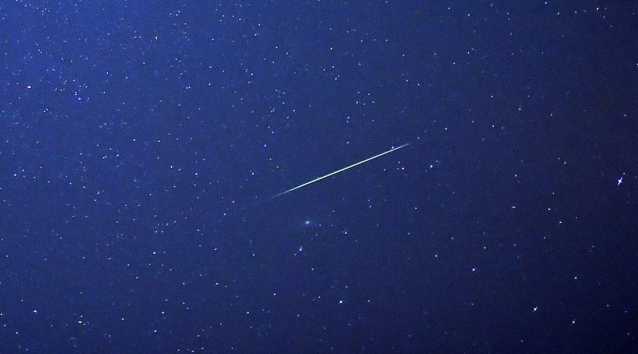 ‘Big as hell’ meteorite crashes into sea off Australian coast (VIDEO)