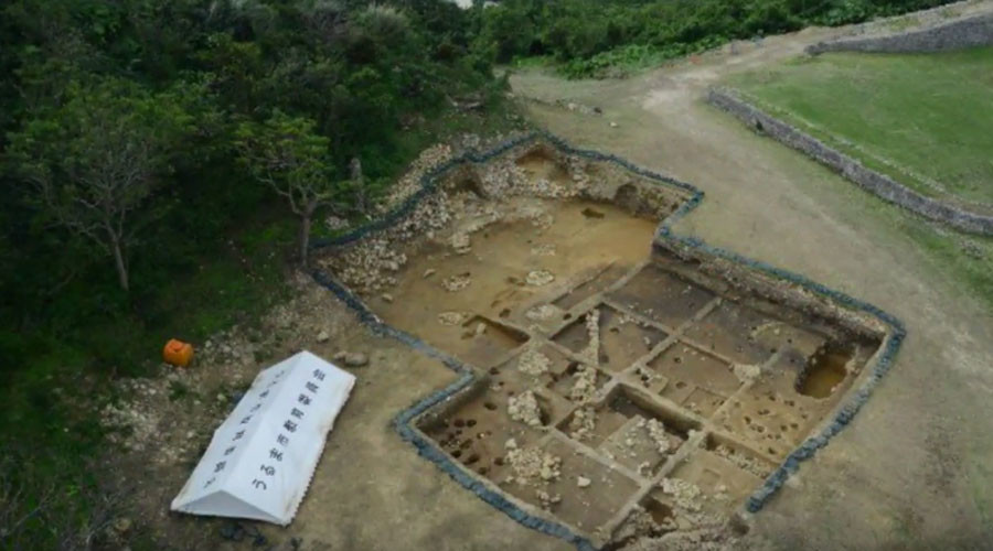 Archaeologists baffled as Roman coins discovered in ruins of Japanese castle