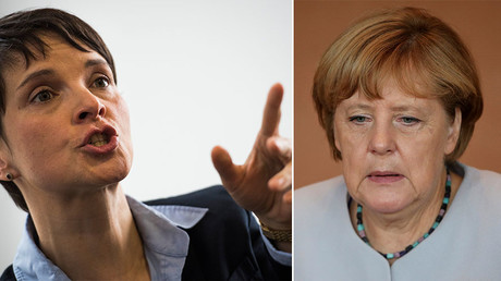 Frauke Petry, leader of the AfD (Alternative for Germany) party (L) and German Chancellor Angela Merkel. © AFP