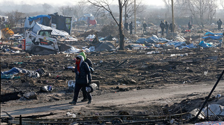 Wooden huts set to become homes for hundreds of migrants 