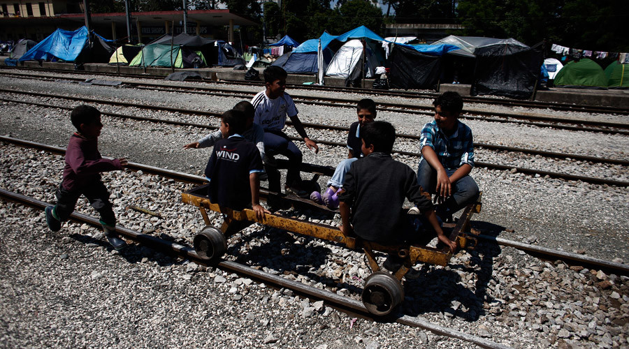 Syrian children ‘stripped, abused’ in Greek detention for carrying toy guns – Amnesty
