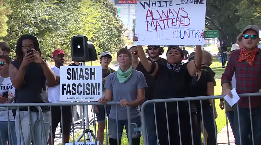 Tensions at rival White & Black Lives Matter protests flare in Houston (VIDEO)