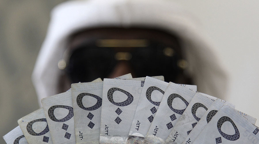 Cash-strapped Saudi Arabia switches to Gregorian calendar to pay civil servants less