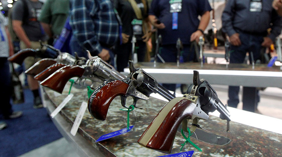 Gun show attendees had licence plates monitored, federal agents admit