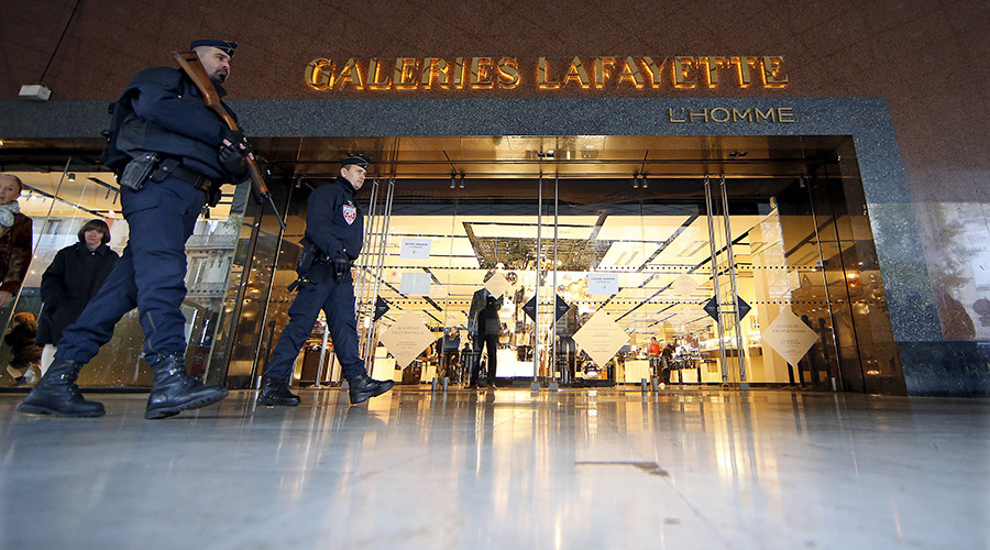 French tourism firms call for special police force